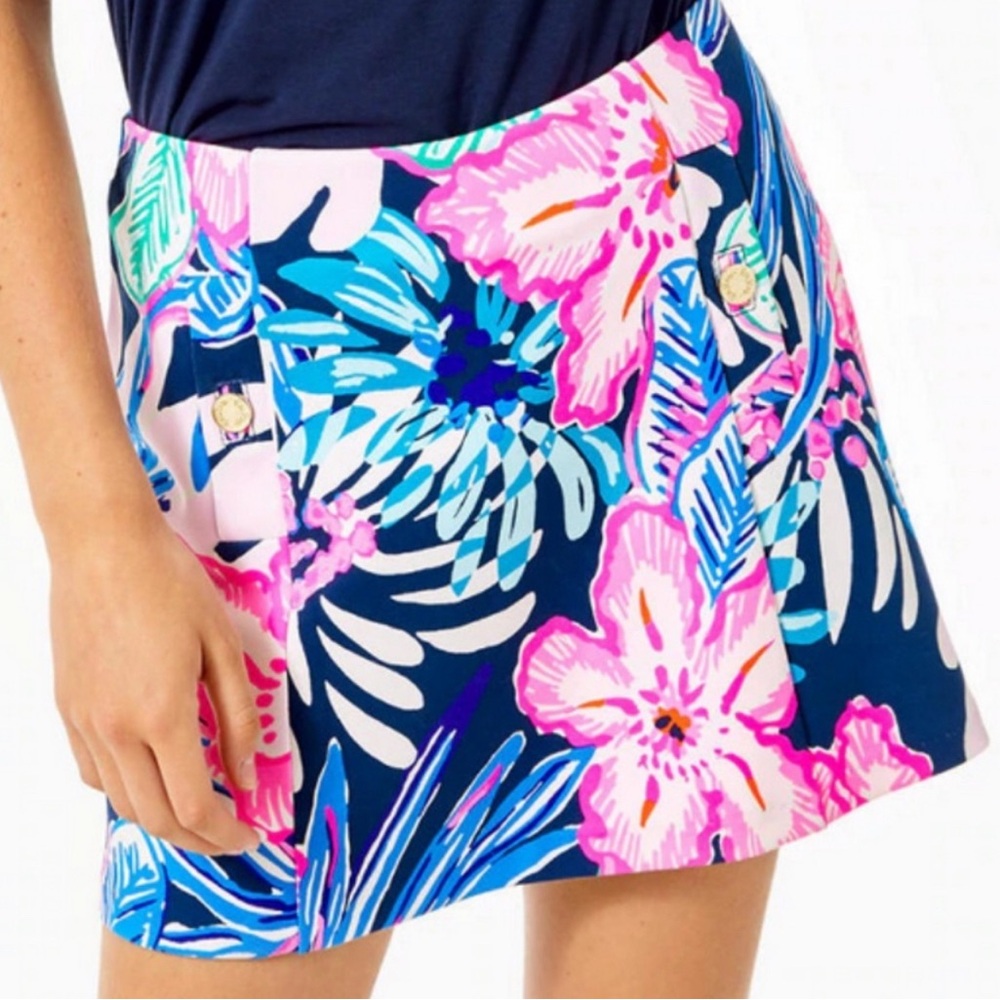Lilly Pulitzer Madison skort sugar mambo print. Great used condition.